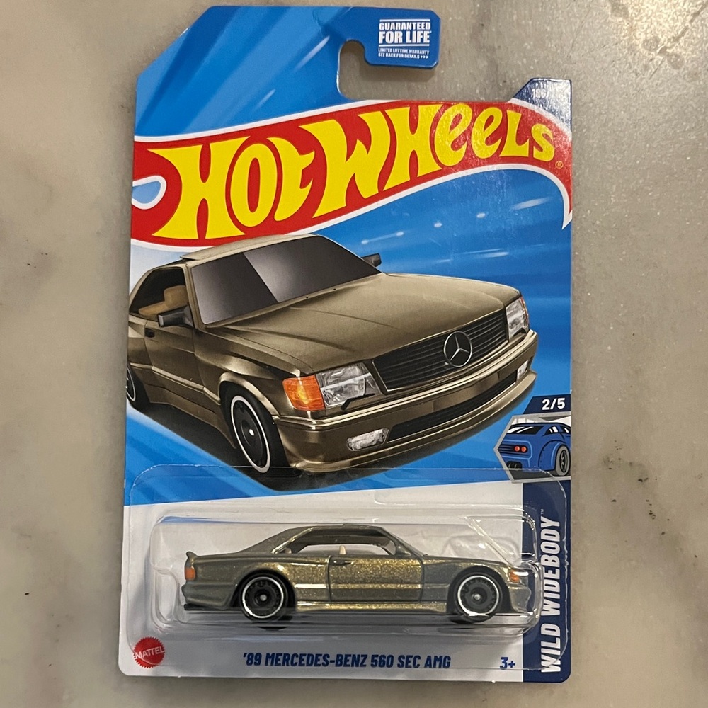 Hot Wheels '89 Mercedes-Benz 560 SEC AMG - Gold